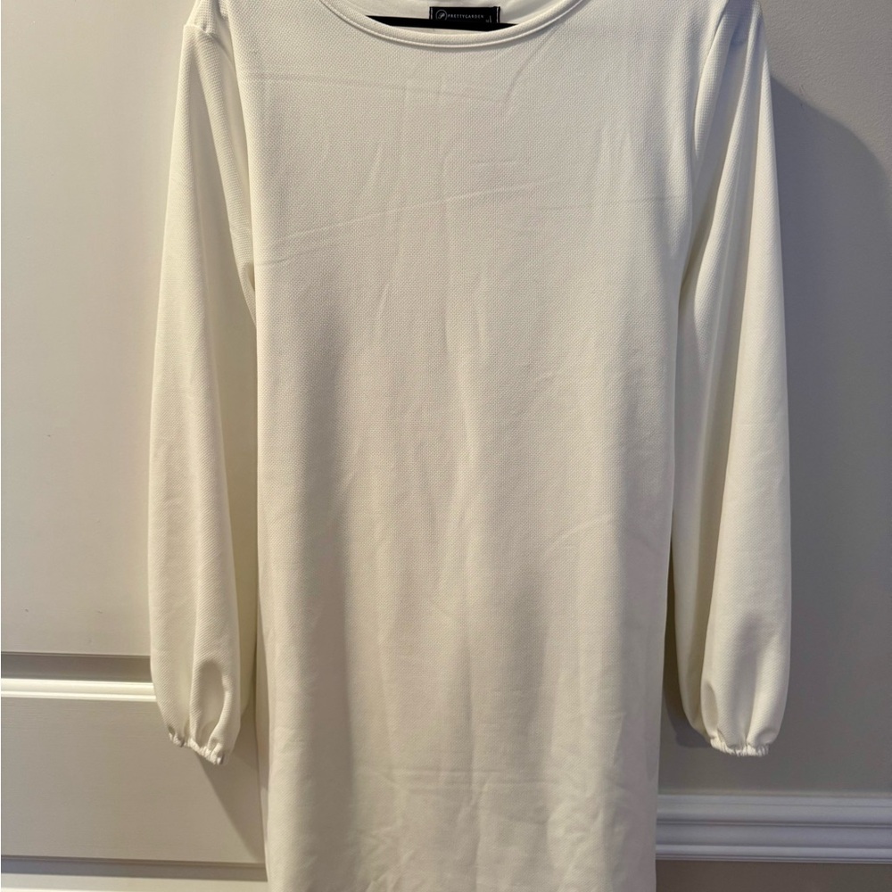 Women’s Medium White Dress